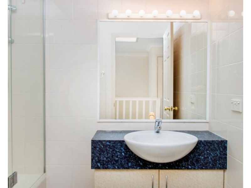 38/3 Bronberg Court, Southport QLD 4215