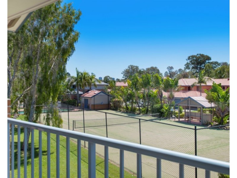 38/3 Bronberg Court, Southport QLD 4215