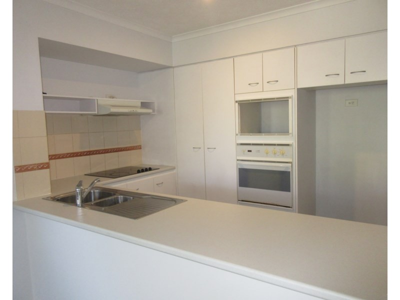 57/2320 Gold Coast Highway, Mermaid Beach QLD 4218