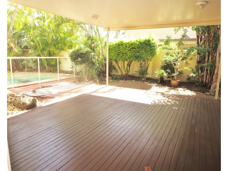 36 Beauty Point Drive, Robina QLD 4226