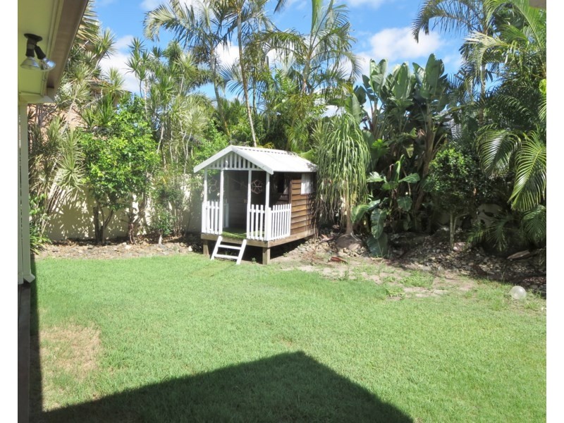 36 Beauty Point Drive, Robina QLD 4226