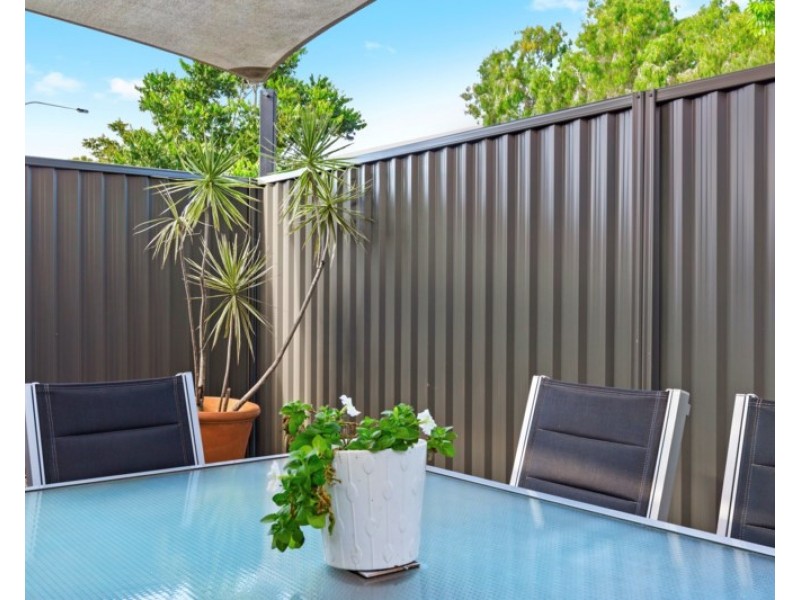 1/123 Sunshine Boulevard, Mermaid Waters QLD 4218