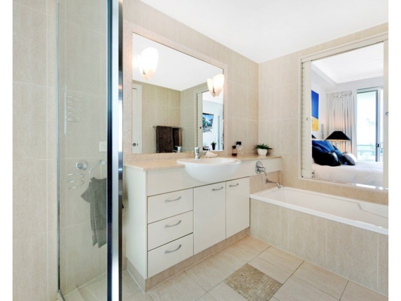 206/1 Twenty First Avenue, Palm Beach QLD 4221