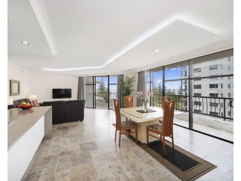 7E/1 ‘Beach Haven’ Albert Avenue, Broadbeach QLD 4218