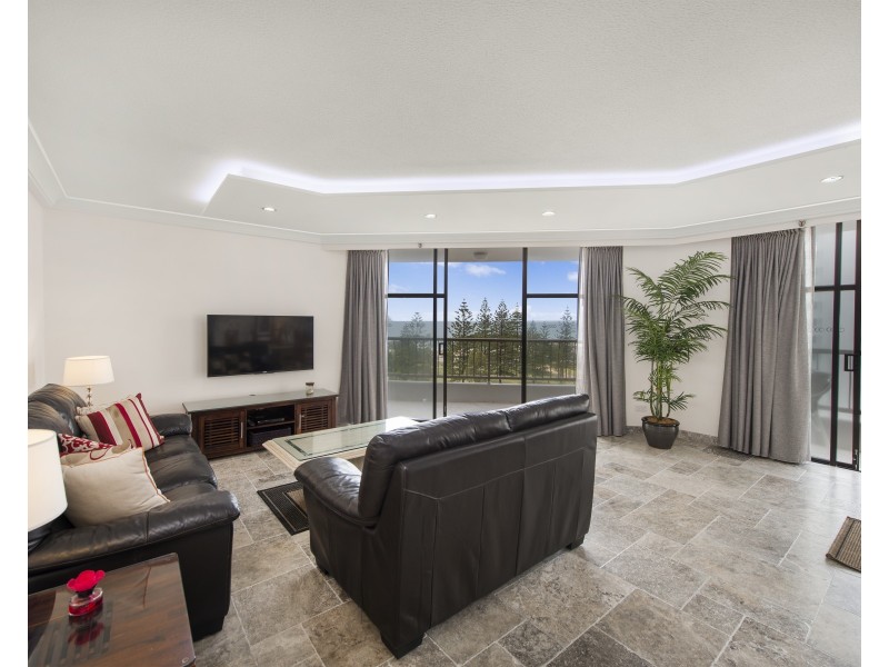 7E/1 ‘Beach Haven’ Albert Avenue, Broadbeach QLD 4218