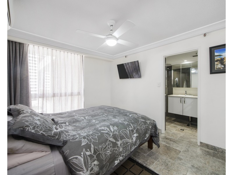 7E/1 ‘Beach Haven’ Albert Avenue, Broadbeach QLD 4218