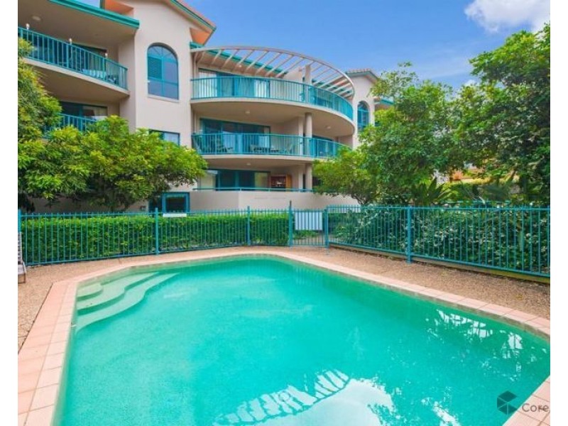 2/1028 Gold Coast Highway, Palm Beach QLD 4221