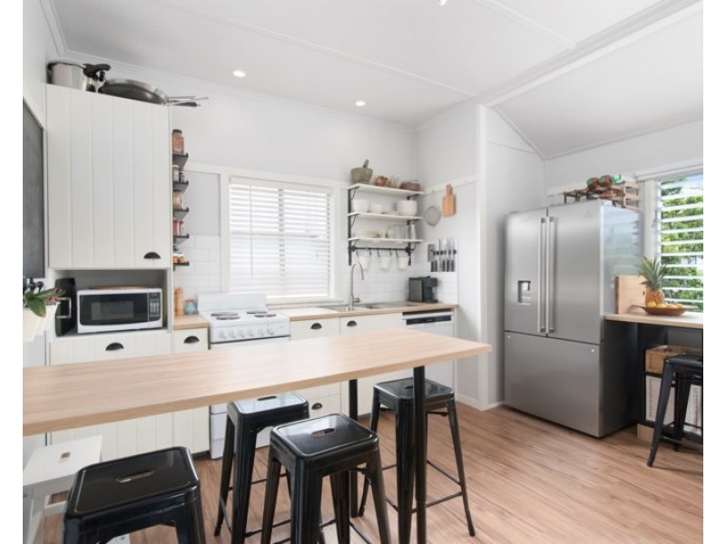 171 Golden Four Drive, Bilinga QLD 4225