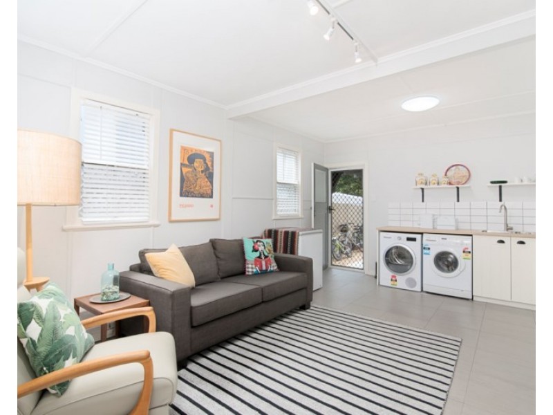 171 Golden Four Drive, Bilinga QLD 4225