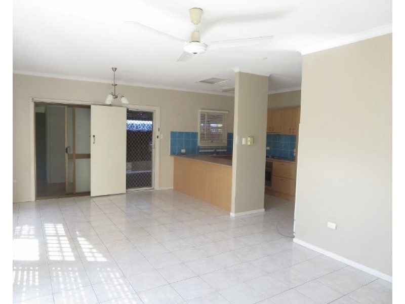 27 Dudley Street, Mermaid Beach QLD 4218