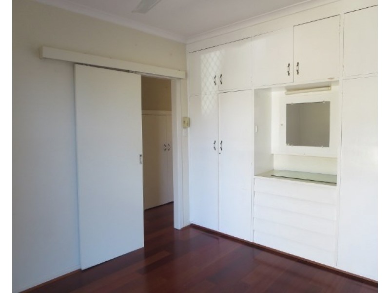 27 Dudley Street, Mermaid Beach QLD 4218