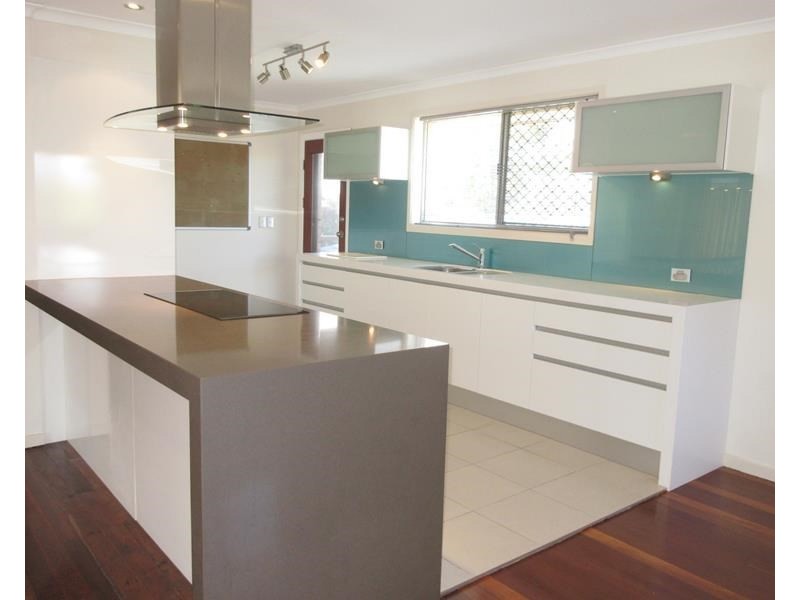 68 Bardon Avenue, Miami QLD 4220