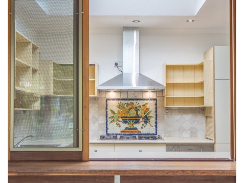 15 Moorilla Place, Broadbeach Waters QLD 4218