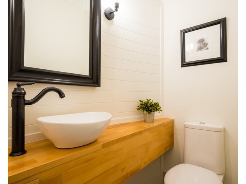 2/18 Seaside Avenue, Mermaid Beach QLD 4218