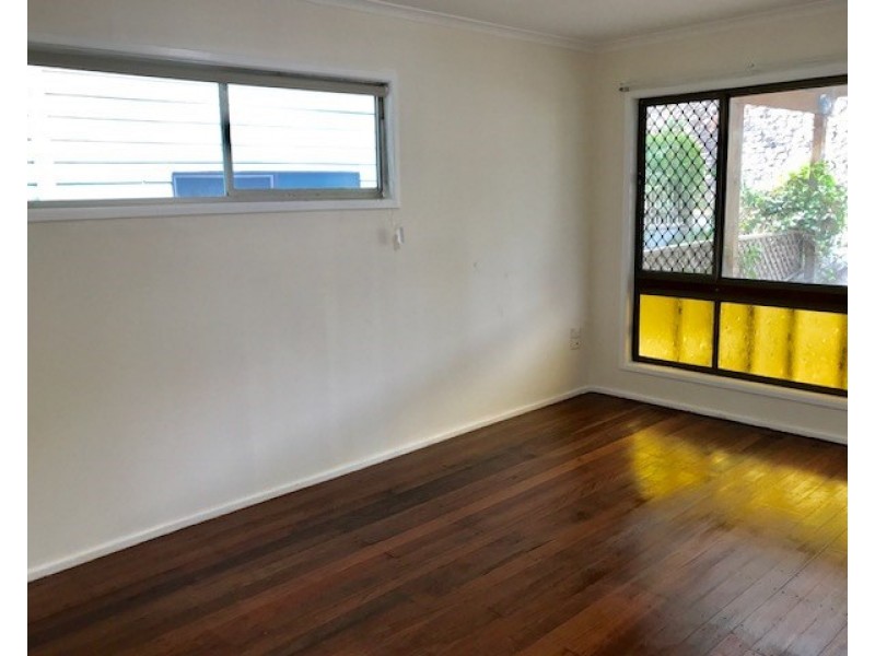 1/116 Ocean Parade, Burleigh Heads QLD 4220