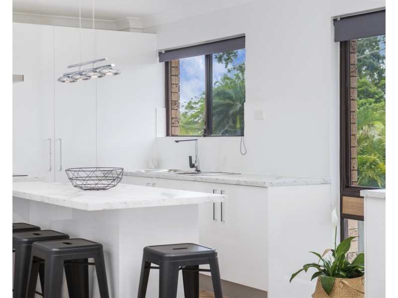 6/20 Sigatoka Place, Clear Island Waters QLD 4226