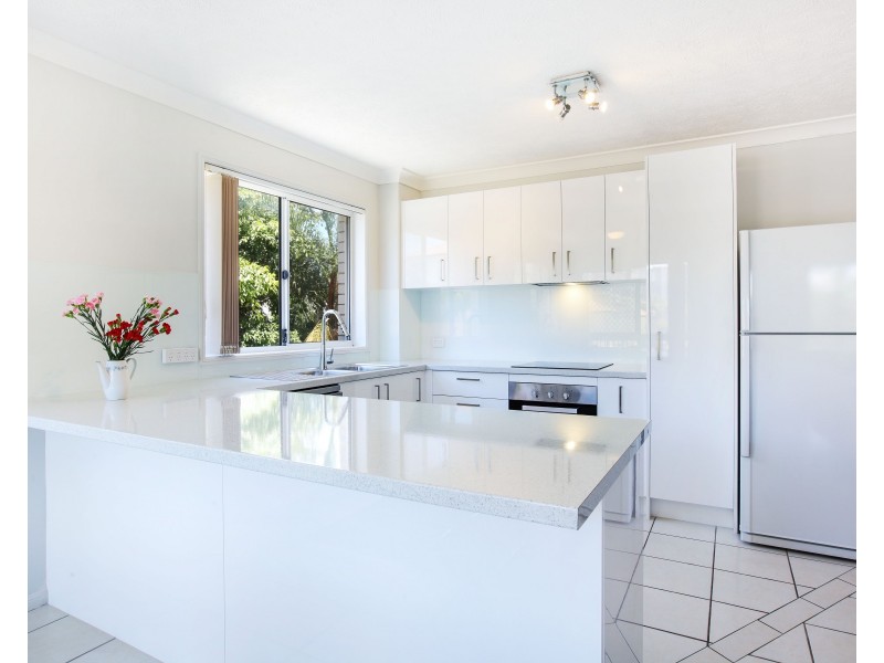 11/5 Lloyd Street, Southport QLD 4215