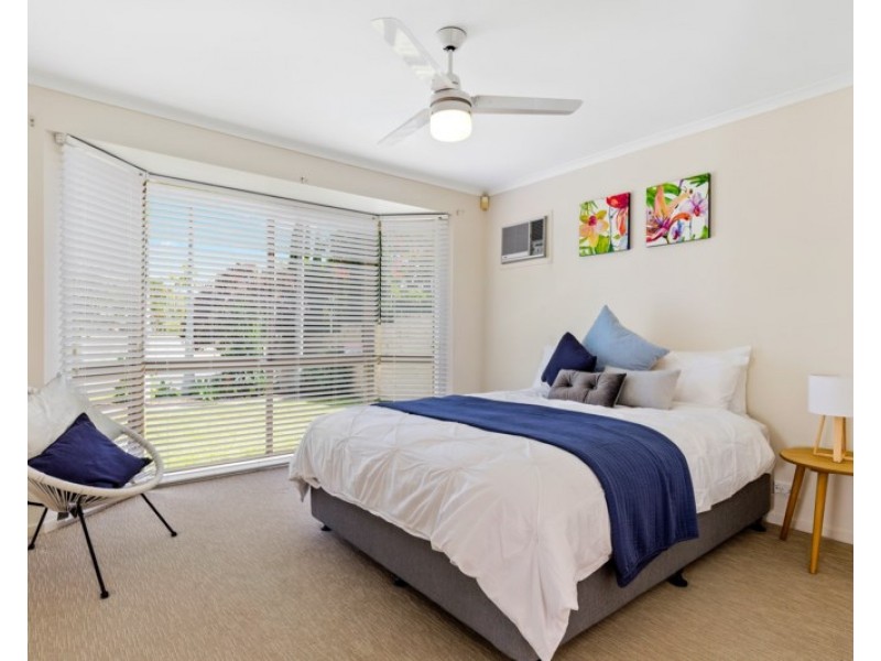 24 Cayman Drive, Clear Island Waters QLD 4226