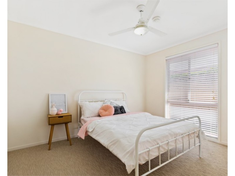 24 Cayman Drive, Clear Island Waters QLD 4226