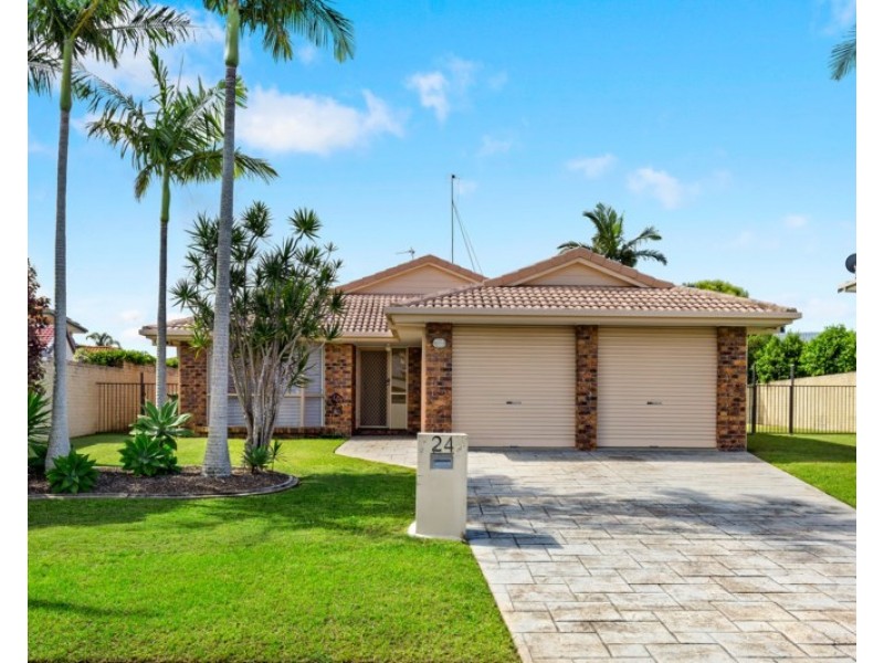 24 Cayman Drive, Clear Island Waters QLD 4226