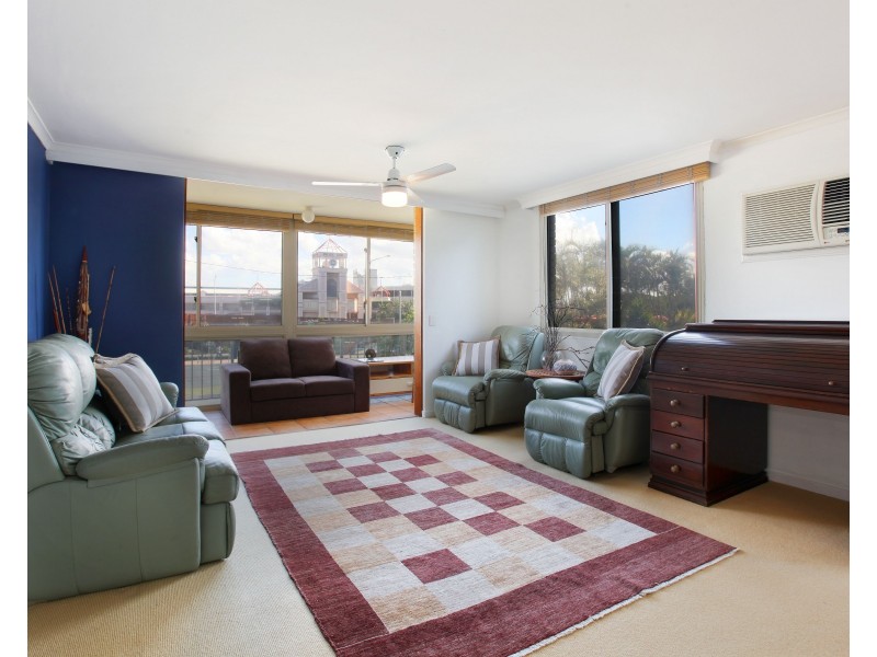 6/2619 Gold Coast Highway, Broadbeach QLD 4218