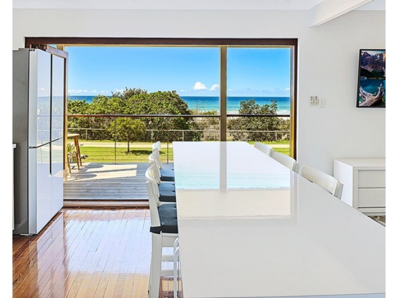 3/228 Pacific Parade, Bilinga QLD 4225