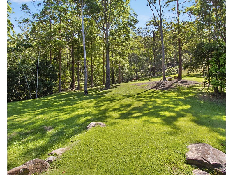 14 Clare Court, Tallebudgera QLD 4228