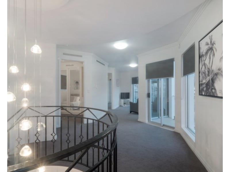 1/114 Albatross Avenue, Mermaid Beach QLD 4218