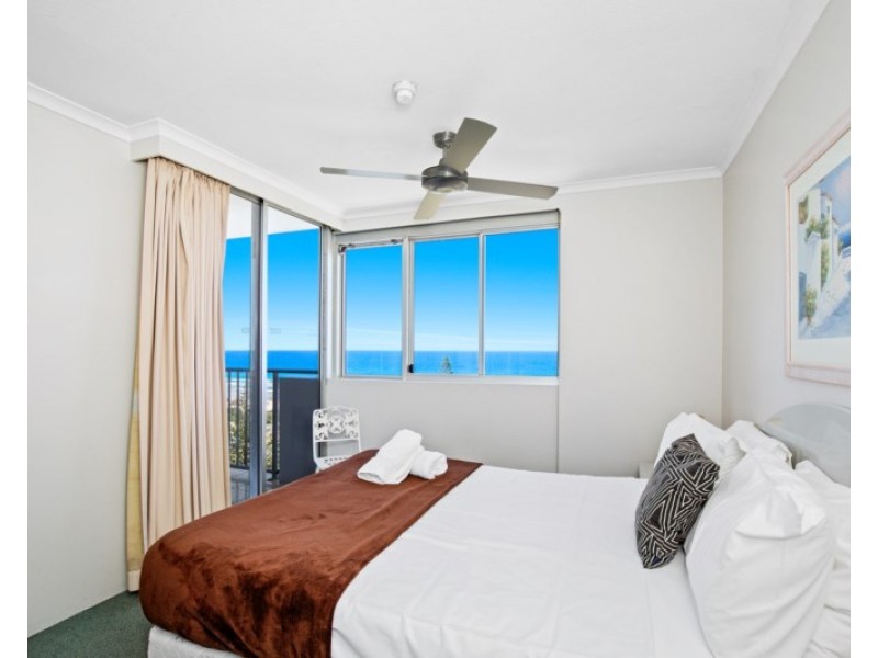 45/155 Old Burleigh Road, Broadbeach QLD 4218