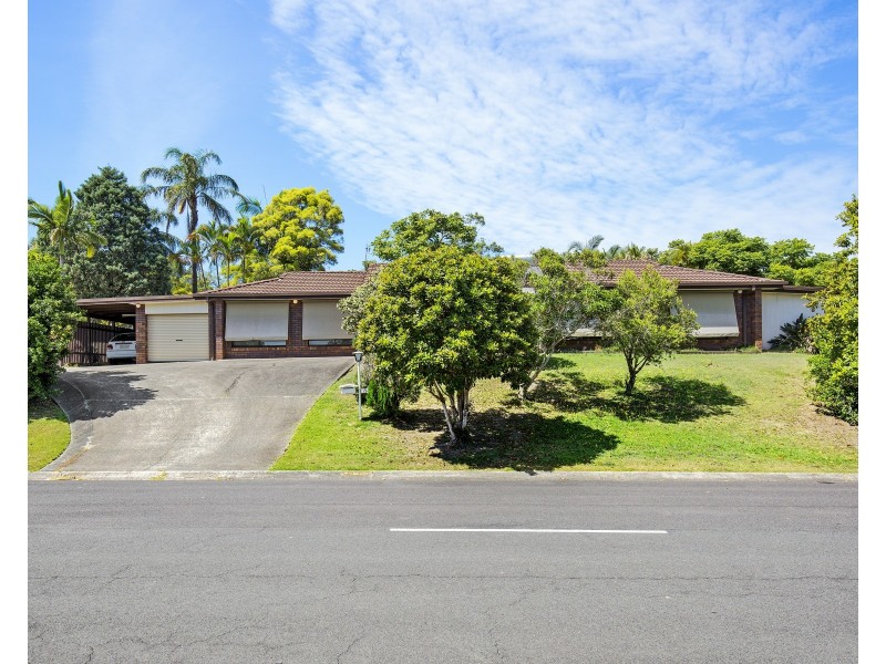 12 Whitian Drive, Carrara QLD 4211