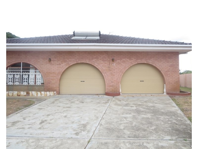 87 Sovereign Drive, Mermaid Waters QLD 4218