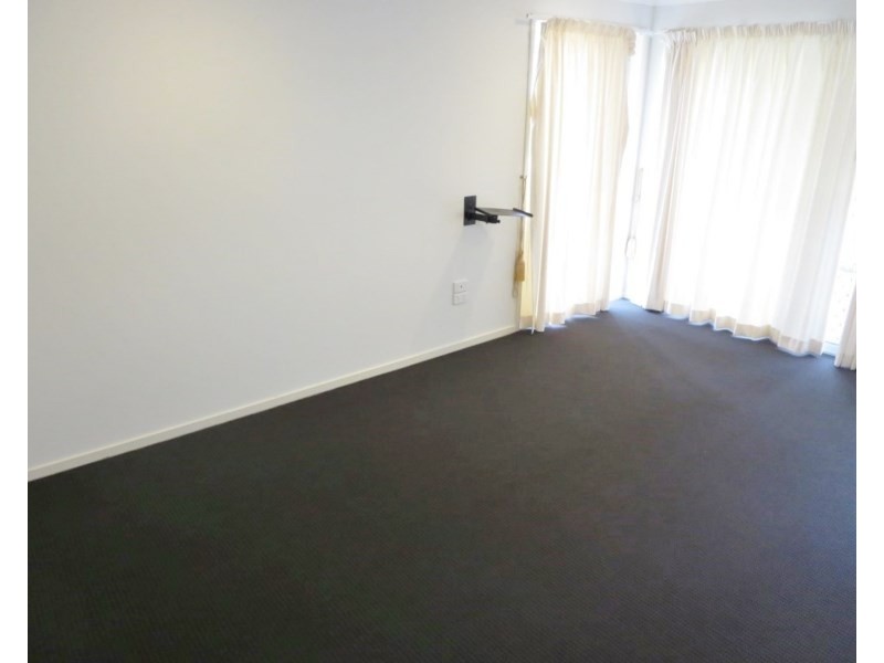 399 Oxley Drive, Runaway Bay QLD 4216