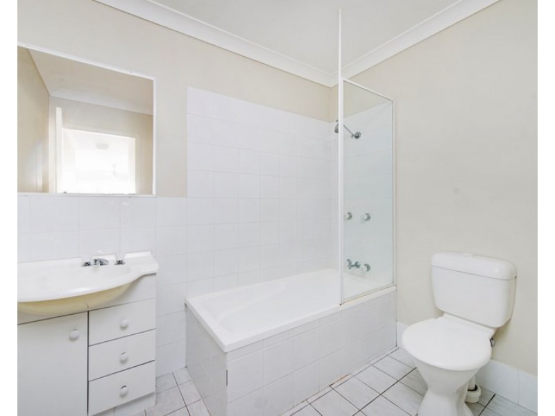 19/5-9 Lloyd Street, Southport QLD 4215