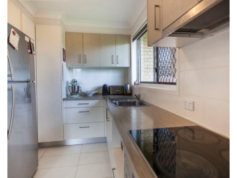 4/11 Orvieto Avenue, Mermaid Waters QLD 4218