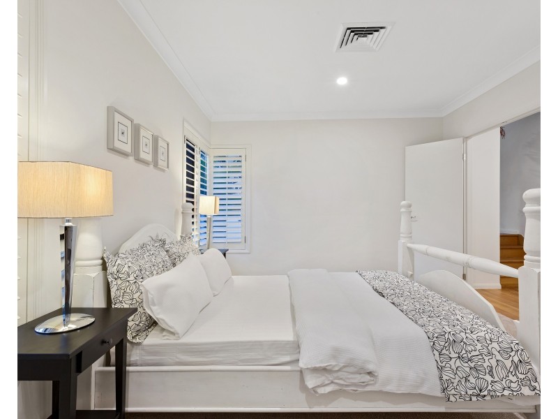 2/18 Seaside Avenue, Mermaid Beach QLD 4218