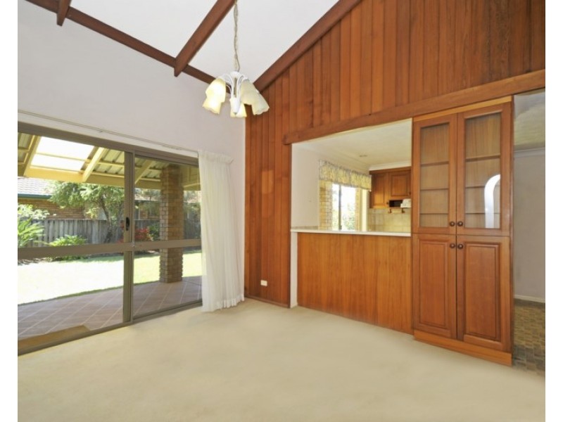 5 St John Court, Robina QLD 4226