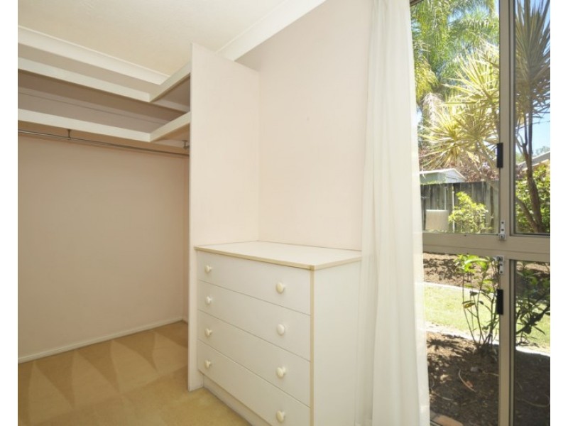 5 St John Court, Robina QLD 4226