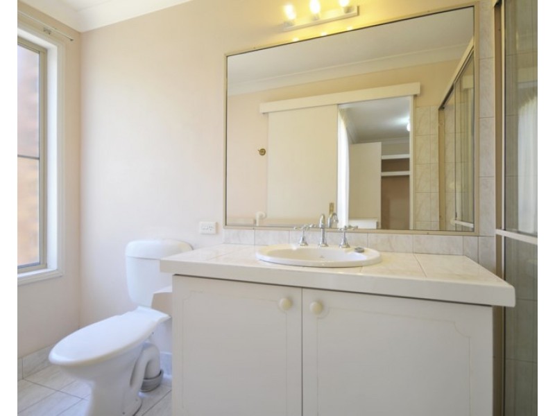 5 St John Court, Robina QLD 4226