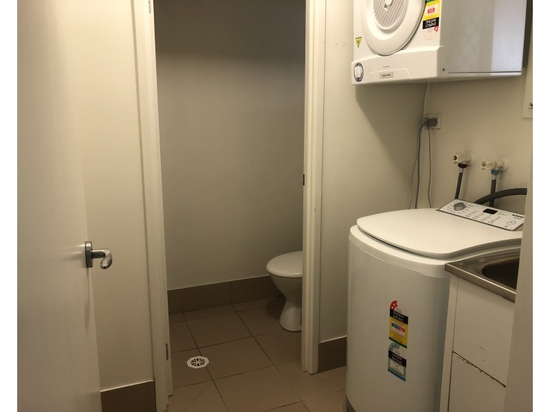 67/2320 Gold Coast Highway, Mermaid Beach QLD 4218