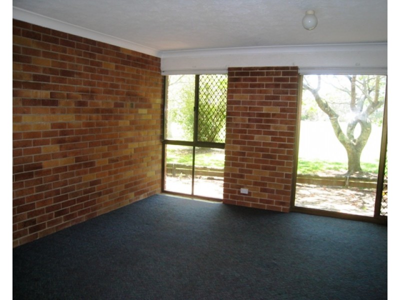 2/28 Duet Drive, Mermaid Waters QLD 4218