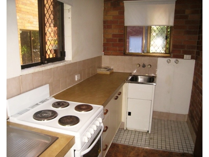 2/28 Duet Drive, Mermaid Waters QLD 4218