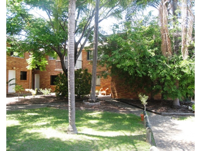 2/28 Duet Drive, Mermaid Waters QLD 4218