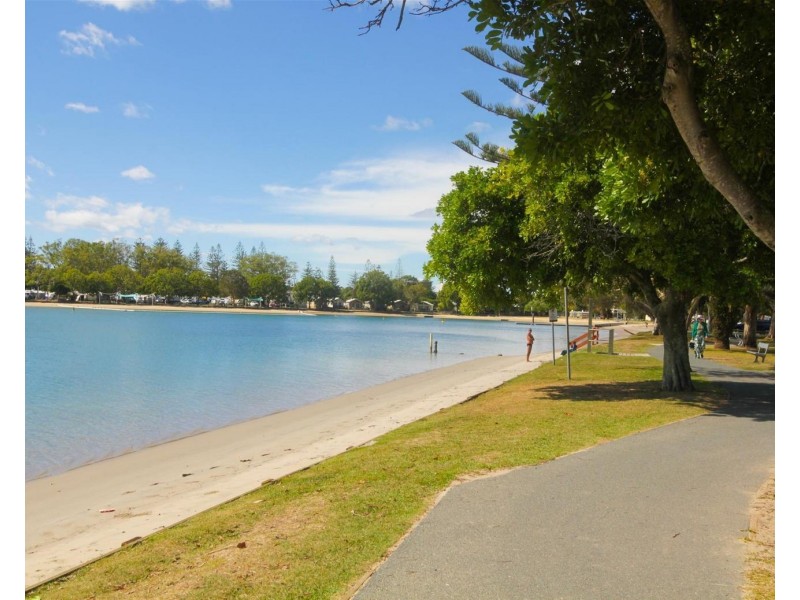 4/50 Tallebudgera Drive, Palm Beach QLD 4221