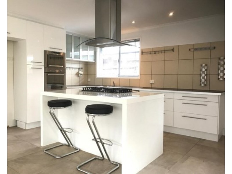 99 Chainey Avenue, Miami QLD 4220