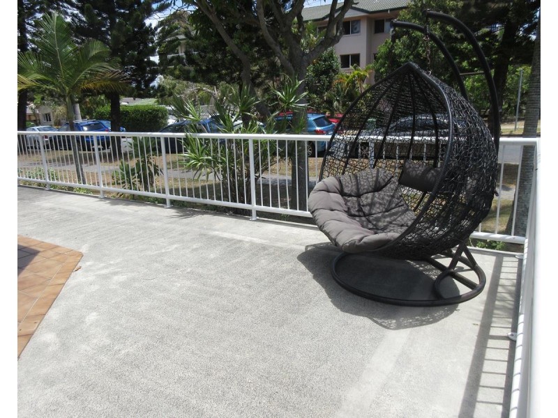 1/14 Third Avenue, Palm Beach QLD 4221