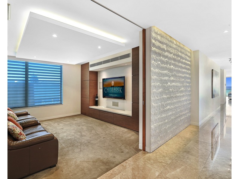 3/251 Golden Four Drive, Bilinga QLD 4225