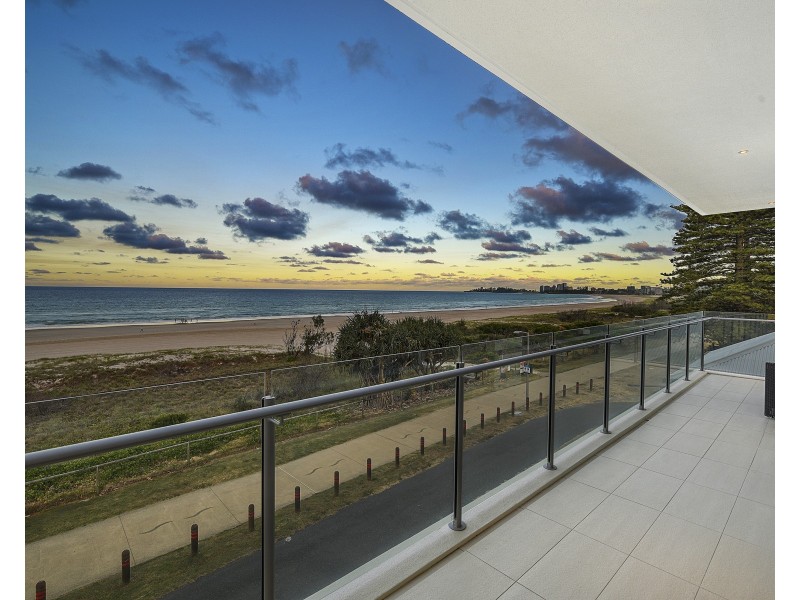 3/251 Golden Four Drive, Bilinga QLD 4225