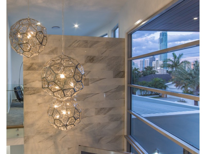 32 The Promenade, Isle Of Capri QLD 4217