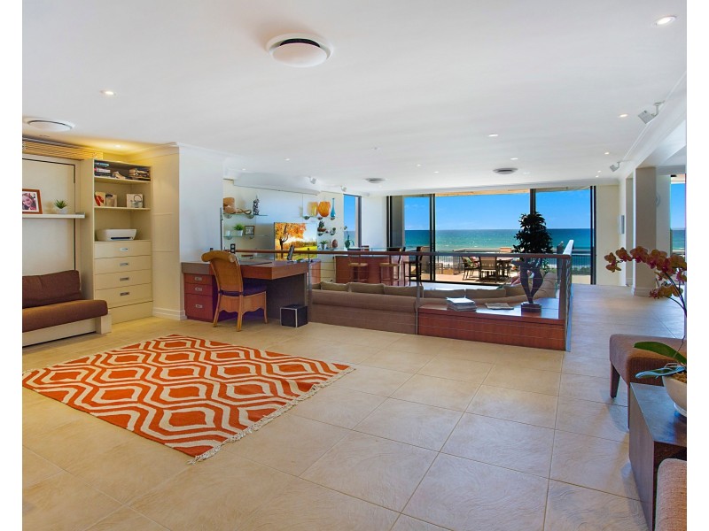 2/79 Albatross Avenue, Mermaid Beach QLD 4218