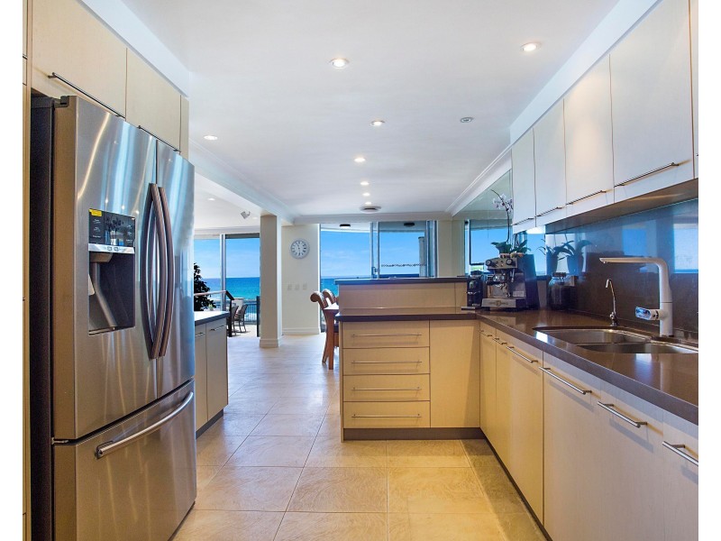 2/79 Albatross Avenue, Mermaid Beach QLD 4218